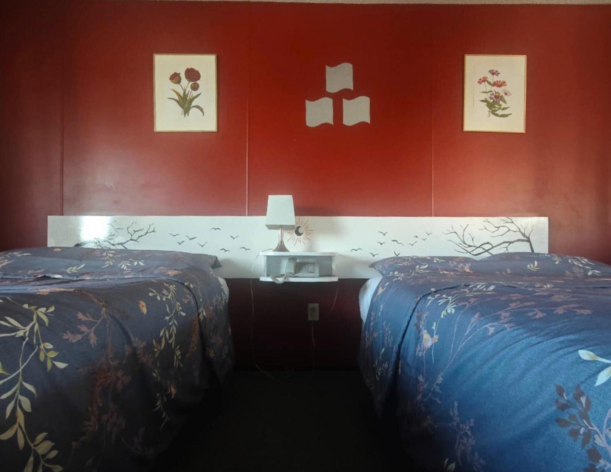 Cozy Corner Motel & Restaurant Haines Junction Exteriör bild
